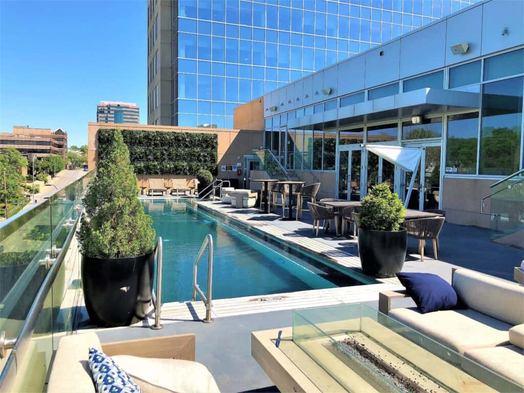 the fontaine hotel on country club plaza in kansas city rooftop deck pool