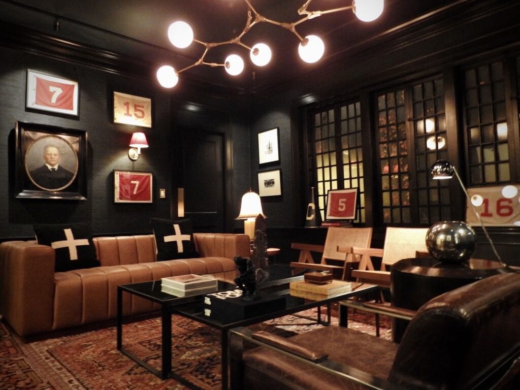 dark lounge in truitt hotel kansas city